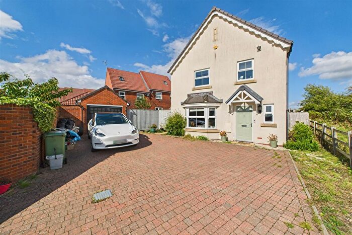 4 Bedroom Detached House To Rent In Swallowcroft, Eastington, Stonehouse, GL10