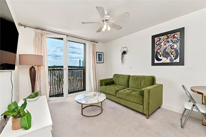 1 Bedroom Flat For Sale In Woods House, Grosvenor Waterside, Gatliff Road, London, SW1W