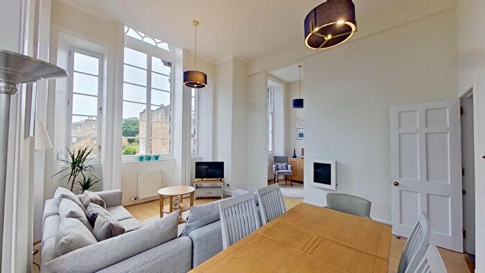 3 Bedroom Town House To Rent In South Gray Street, Edinburgh, EH9