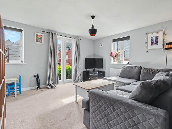 2 Bedroom Flat For Sale In Bittern Road, Costessey, Norwich, NR8