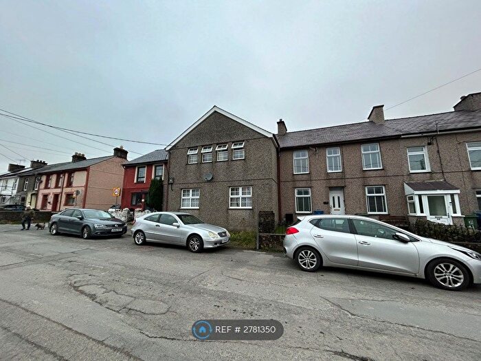 2 Bedroom Flat To Rent In Talysarn, Caernarfon, LL54