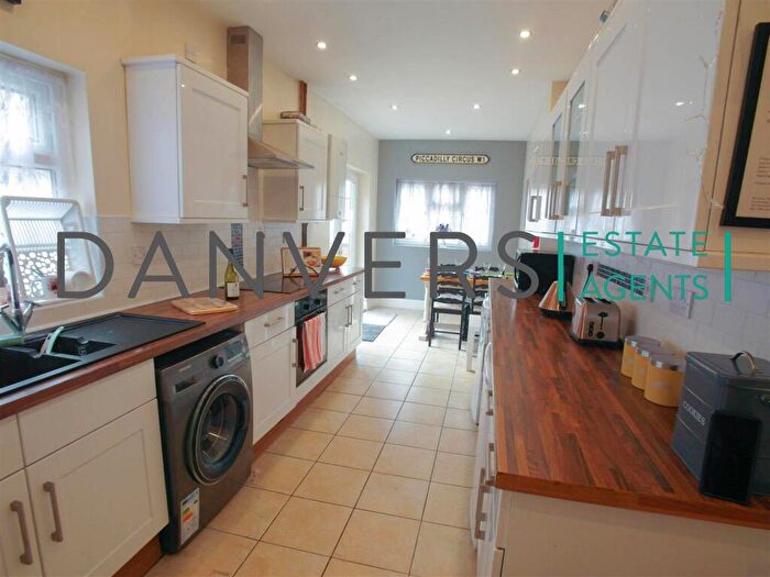 4 Bedroom Terraced House To Rent In Norman Street, Leicester, LE3