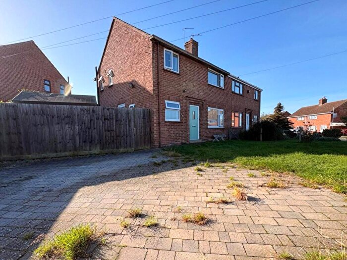 3 Bedroom Semi-Detached House For Sale In Barby Road, Kilsby, Northamptonshire, CV23