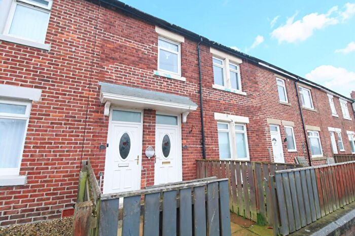 4 Bedroom Flat For Sale In Storey Crescent, Newbiggin-By-The-Sea, NE64