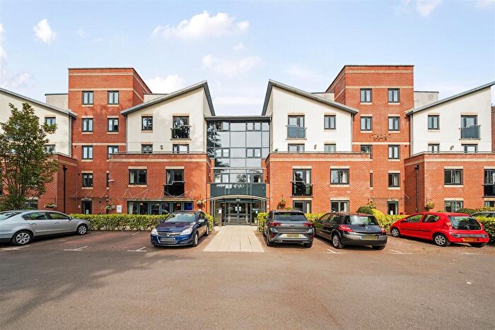 1 Bedroom Retirement Property For Sale In Osbourne Lodge, Bournemouth, Dorset, BH2