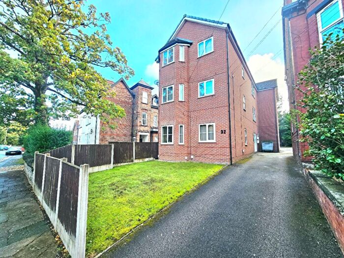1 Bedroom Apartment To Rent In Victoria Crescent, Eccles, Manchester, M30