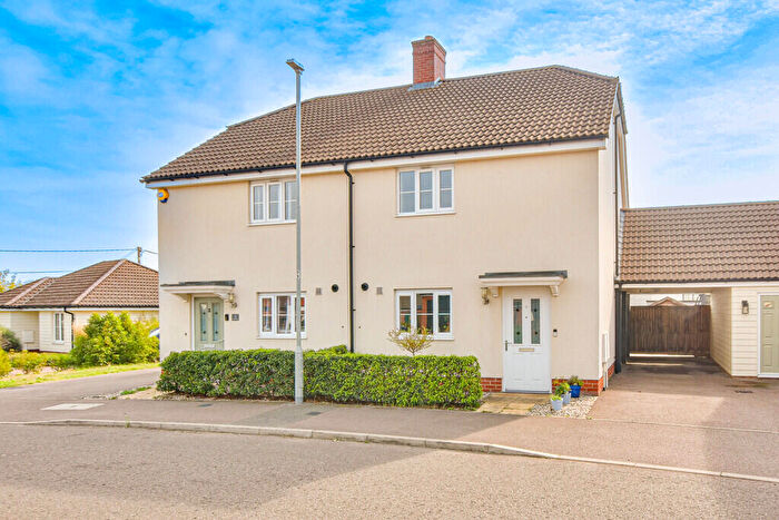3 Bedroom Semi-Detached House For Sale In Hibbert Drive, Great Dunmow, CM6