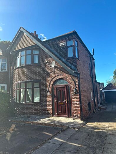3 Bedroom Semi-Detached House To Rent In Curzon Road, Stretford, M32