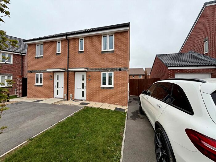 2 Bedroom Semi-Detached House To Rent In Arnold Way, Grove, Wantage, OX12