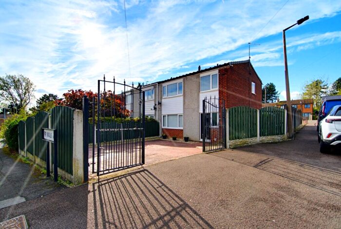 Semi-Detached House For Sale In Fir Walk, Maltby, Rotherham, South Yorkshire, S66