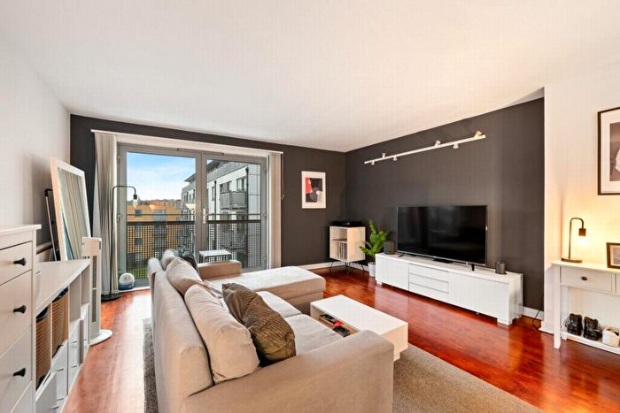 1 Bedroom Apartment For Sale In Indiana Building, Lewisham, SE13
