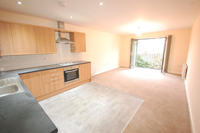 2 Bedroom Apartment To Rent In Horninglow Road North, Burton Upon Trent, DE13