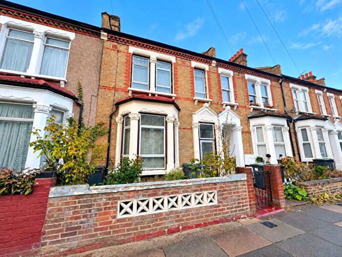 3 Bedroom Terraced House For Sale In Elmer Road, London, SE6