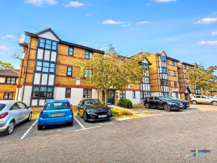 2 Bedroom Flat For Sale In Somerset Gardens, Creighton Road, London, N17