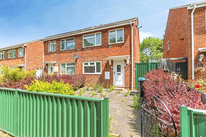 3 Bedroom Semi-Detached House For Sale In Kents Road, Stantonbury, Milton Keynes, Buckinghamshire, MK14