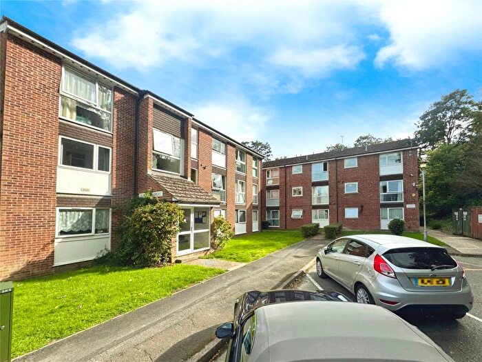 1 Bedroom Apartment For Sale In Southcote Road, Reading, Berkshire, RG30