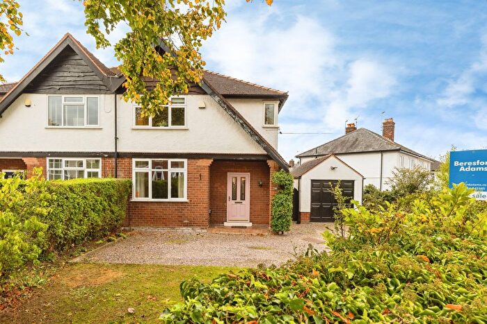 3 Bedroom Semi-Detached House For Sale In Kingsmead, Chester, Cheshire, CH2
