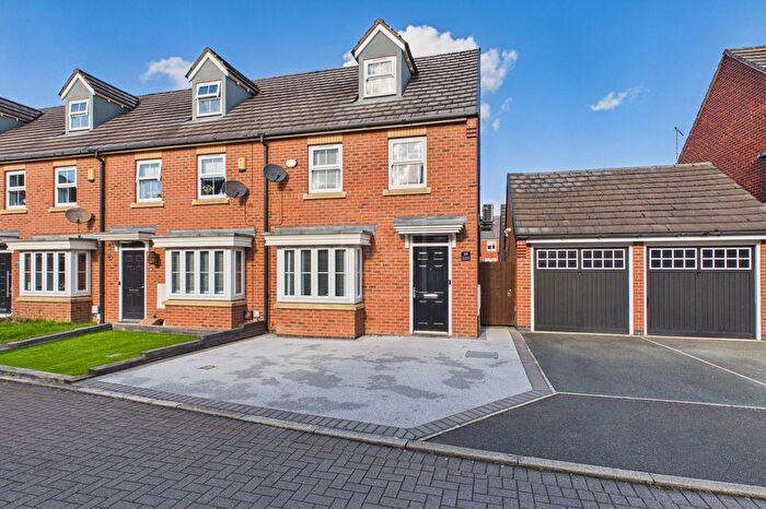 3 Bedroom End Of Terrace House For Sale In Atlanta Gardens, Great Sankey, WA5