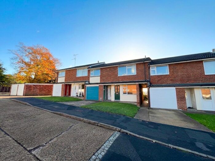 2 Bedroom Apartment To Rent In Carrington Way, Braintree, Essex, CM7
