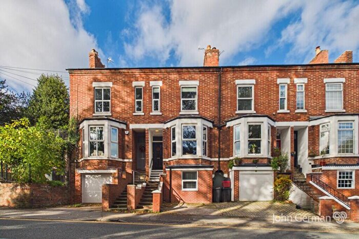 3 Bedroom Terraced House For Sale In Bondgate, Castle Donington, DE74