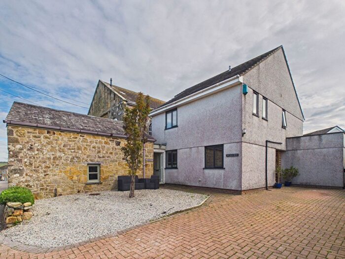 3 Bedroom Detached House For Sale In Stanways Road, Newquay, TR7