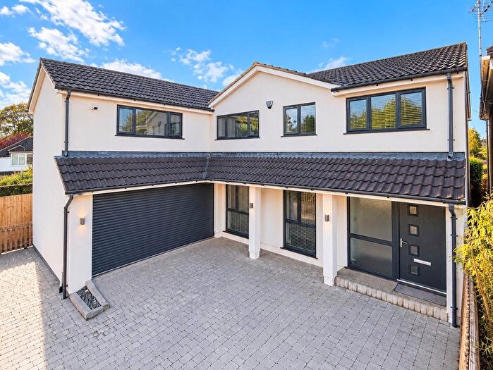 4 Bedroom Detached House For Sale In Beech Close, Hackleton, Northampton, NN7