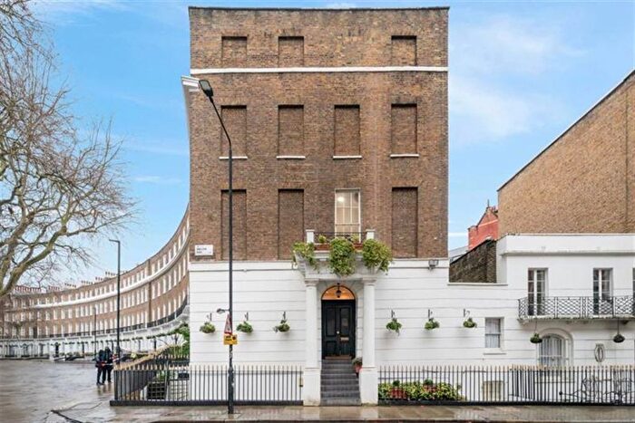 1 Bedroom Studio To Rent In Cartwright Gardens, London, Kings Cross, WC1H