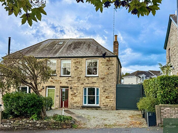 3 Bedroom Semi-Detached House For Sale In Chapel Hill, Truro, TR1