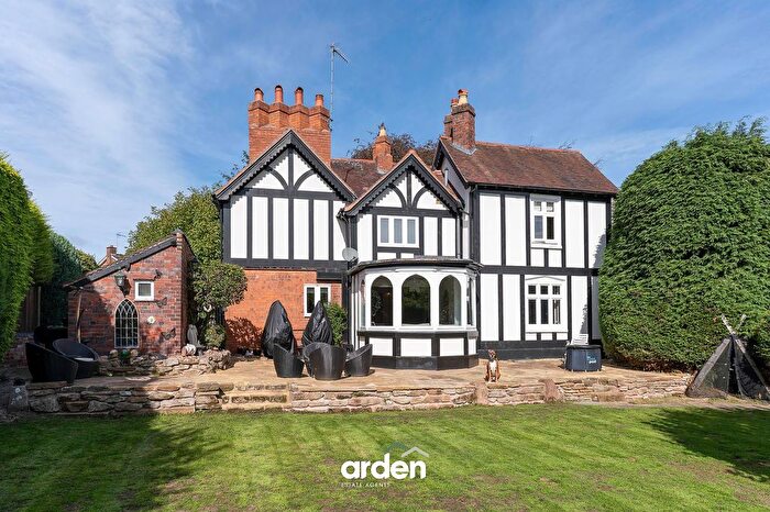 4 Bedroom Detached House For Sale In Bittell Road, Barnt Green, B45