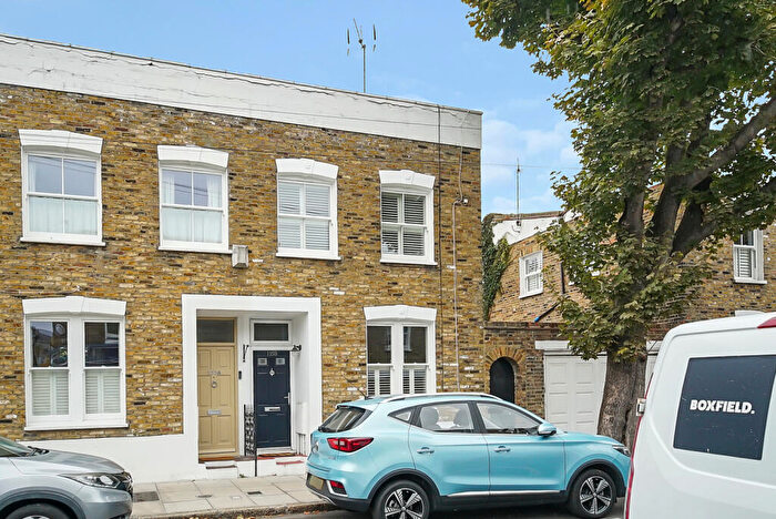 2 Bedroom Semi-Detached House For Sale In Antill Road, London, E3