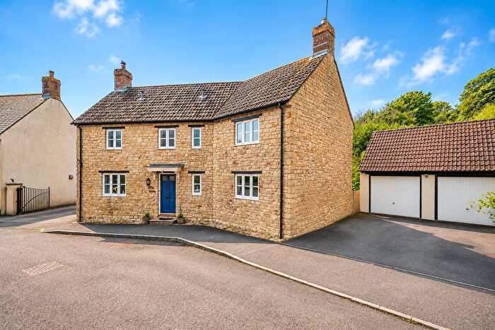 4 Bedroom Detached House For Sale In Home Farm Way, Shipton Gorge, Bridport, DT6