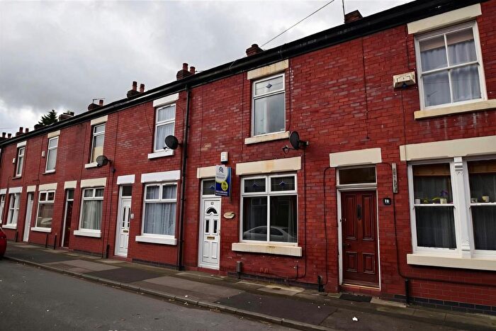 2 Bedroom House To Rent In Crosby Street, Stockport, SK2