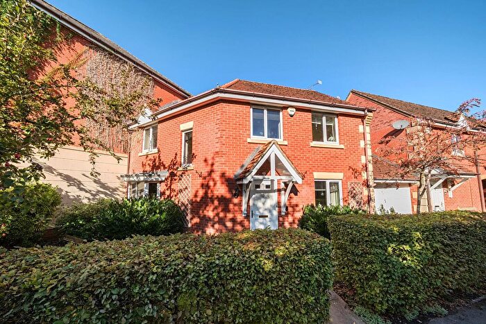 3 Bedroom Semi-Detached House For Sale In Green Lane, Devizes, SN10