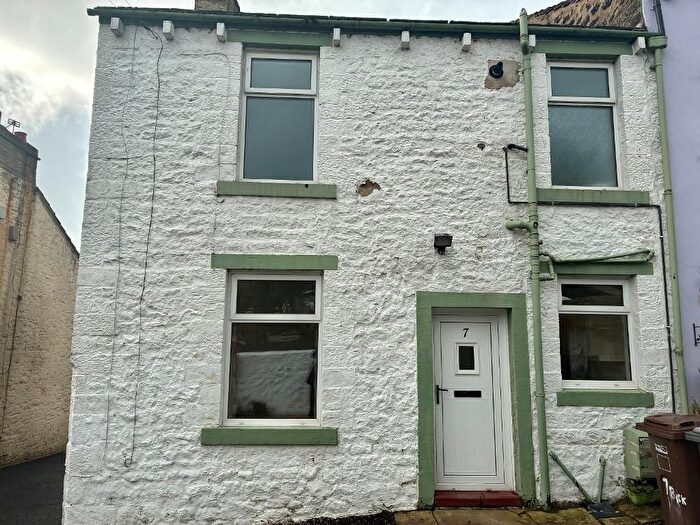 1 Bedroom Cottage To Rent In Back Gisburn Road, Blacko, Lancashire, BB9