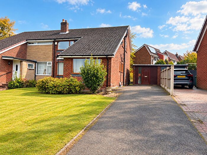3 Bedroom Semi-Detached House For Sale In Rusland Drive, Harwood, Bolton, BL2