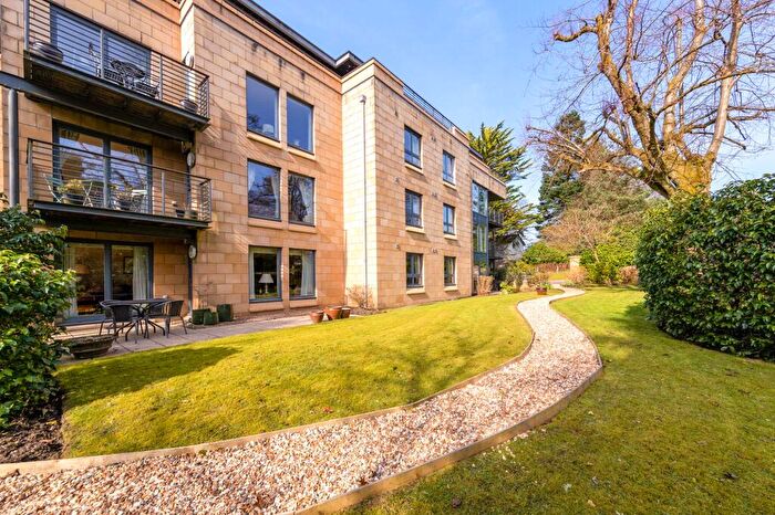2 Bedroom Apartment For Sale In Thorn Heights, Bearsden, G61