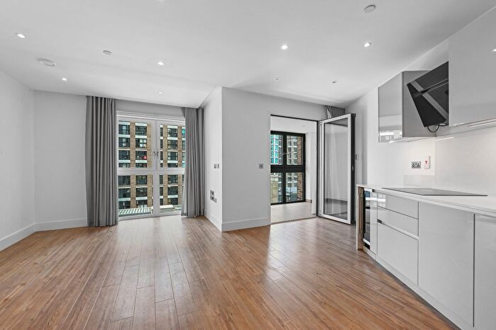 1 Bedroom Flat For Sale In New Drum Street, London, E1
