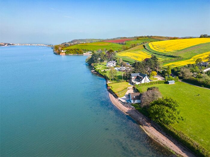 6 Bedroom Detached House For Sale In Newton Abbot, Devon, TQ12