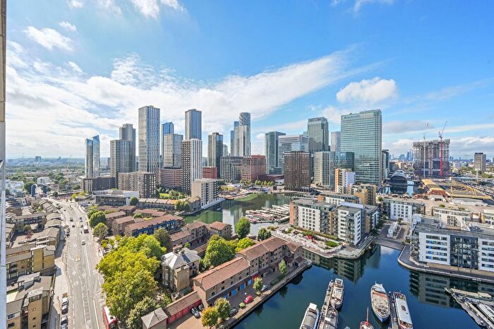 1 Bedroom Flat To Rent In Horizons Tower, Canary Wharf, London, E14