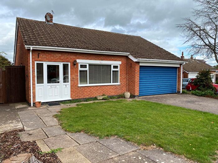 2 Bedroom Detached House To Rent In St Margarets Drive, Leire, LE17
