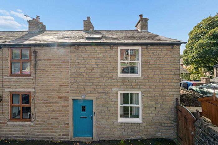 3 Bedroom End Of Terrace House For Sale In Blackburn Road, Edgworth, BL7