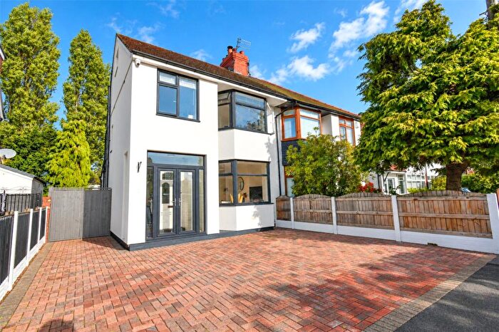 4 Bedroom Semi-Detached House For Sale In The Ridgeway, Meols, Wirral, CH47
