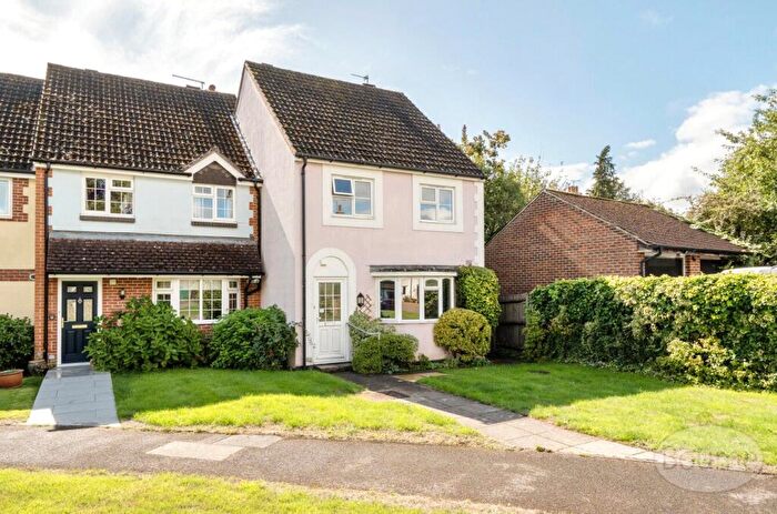3 Bedroom End Of Terrace House For Sale In Grenehurst Way, Petersfield, Hampshire, GU31