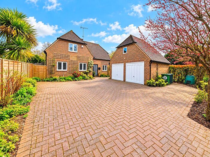 3 Bedroom Detached House To Rent In Redhill Road, Rowlands Castle, PO9