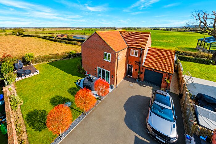 4 Bedroom Detached House For Sale In Ashfield Court, Everton, DN10