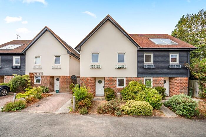 3 Bedroom Semi-Detached House For Sale In Guildford, Surrey, GU1