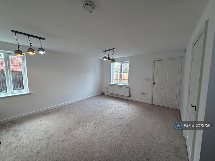 2 Bedroom Flat To Rent In Thurnscoe, Rotherham, S63