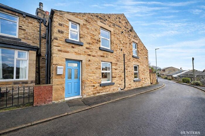 2 Bedroom Terraced House For Sale In High Street, Thornhill, Dewsbury, WF12