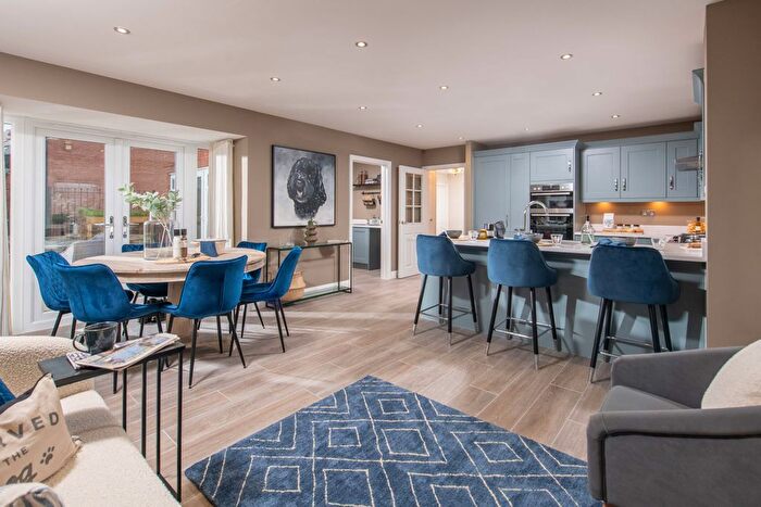 5 Bedroom Detached House For Sale In "Henley" At Oxlip Blvd, Ipswich, IP1