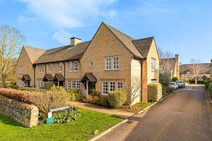 2 Bedroom Cottage For Sale In Carysfort Close, Elton, Peterborough, PE8